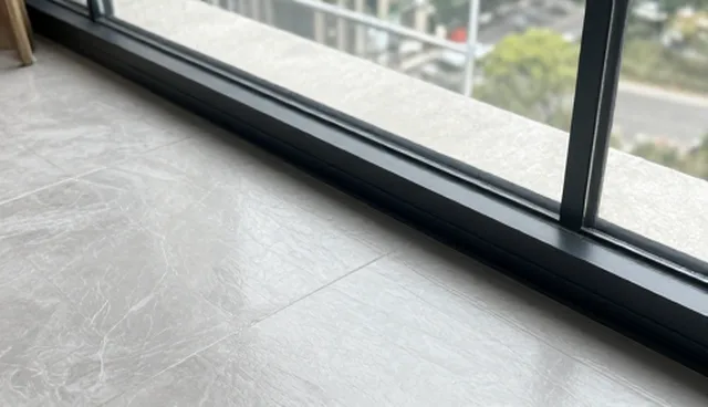 手机网站设计：提升服务稳定性与数据响应效率的关键